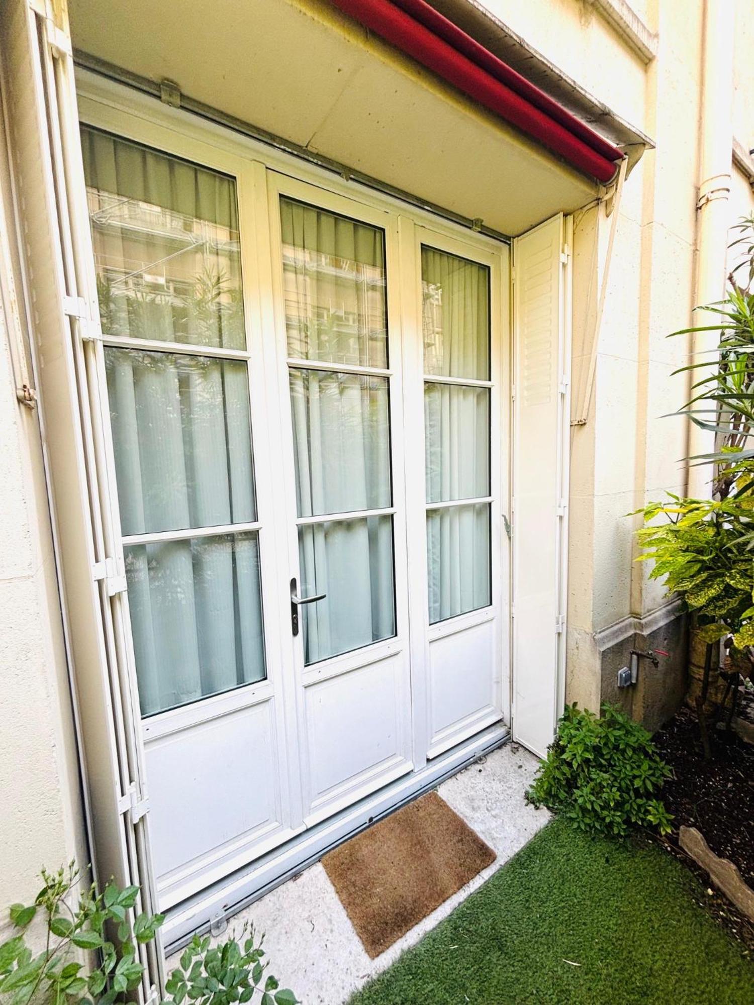 Apartment Malesherbes Wagram