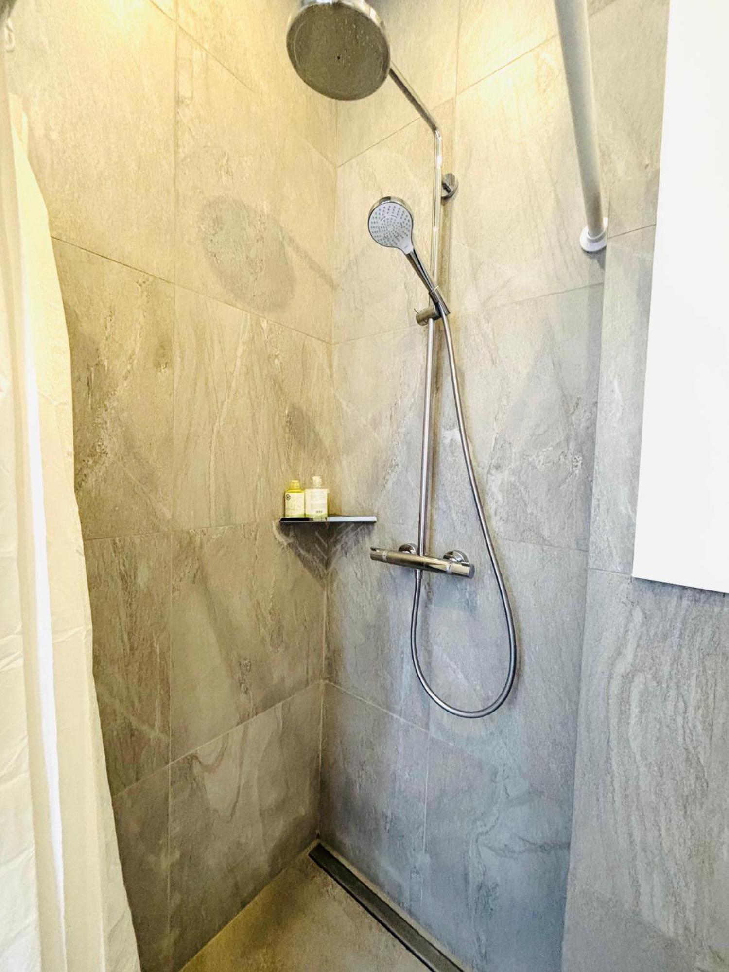 Malesherbes Wagram Apartment Paris